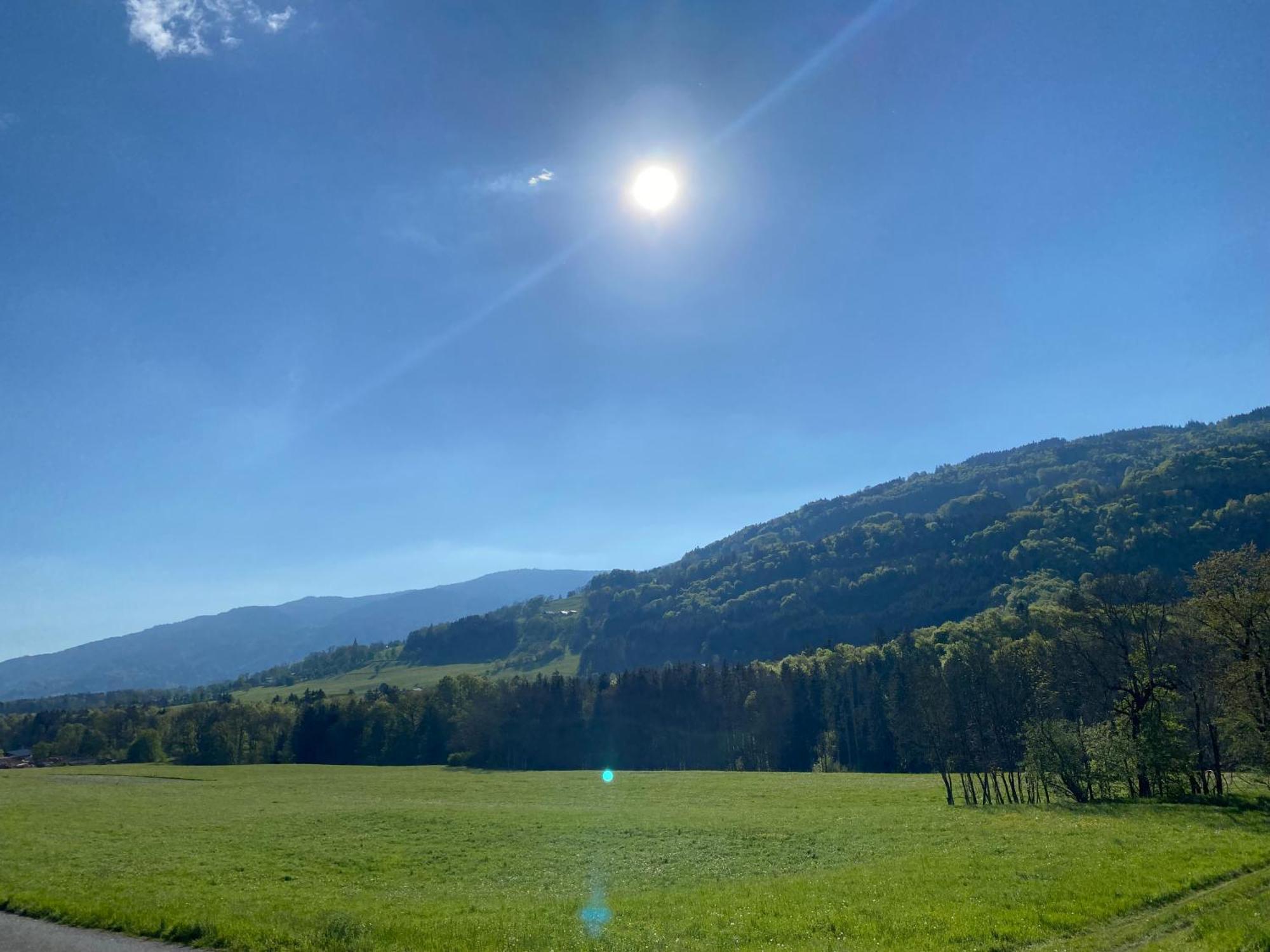 Green Valley Habere-Lullin Luaran gambar